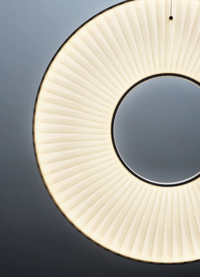 Iris Pendant Vertical 60