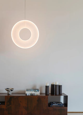 Ronde Pendant Set Up X3