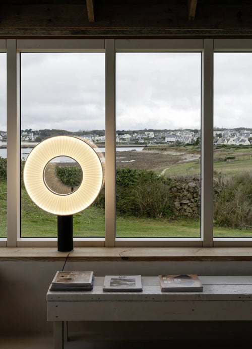 Iris Table 50 - dcw-editions-prod - 3