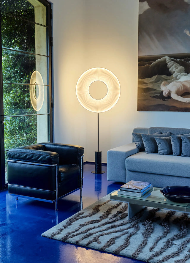 Iris Floor Tripod 60