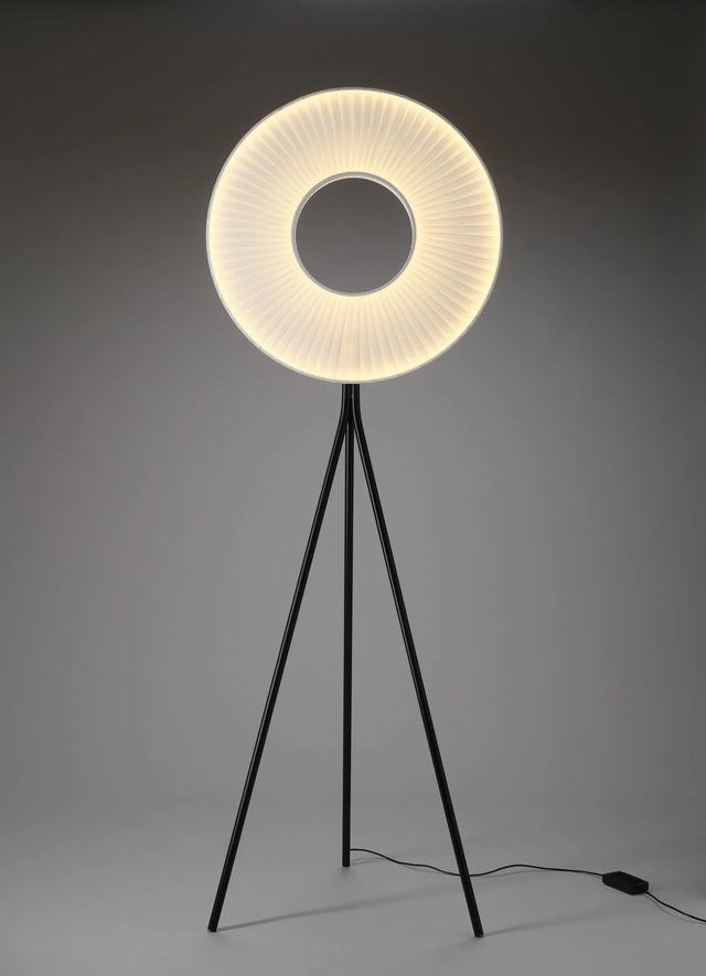 Iris Floor Tripod 60