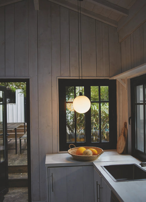 Acrobate de Gras N°322 - Globe Opalin - dcw-editions-prod - 1