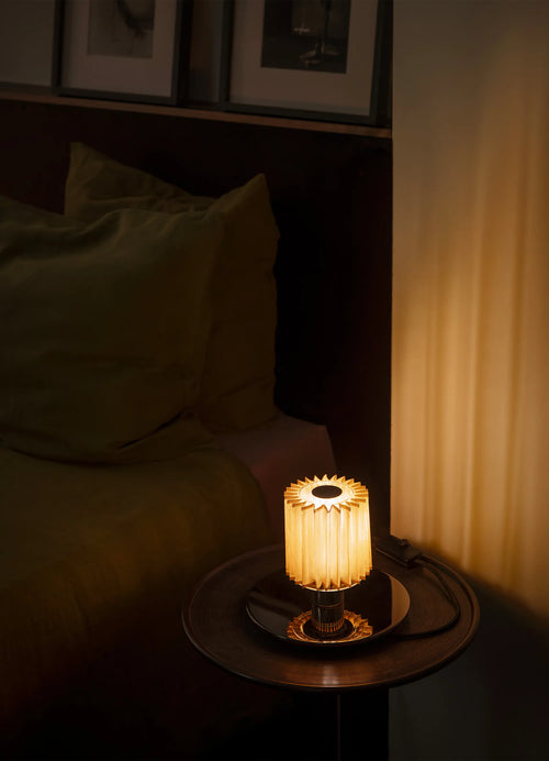 In The Sun Table 220-DCW éditions-9