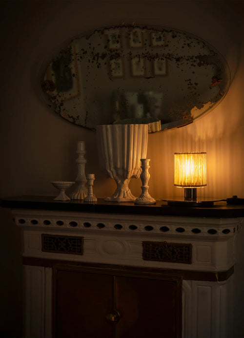 In The Sun Table 220-DCW éditions-21