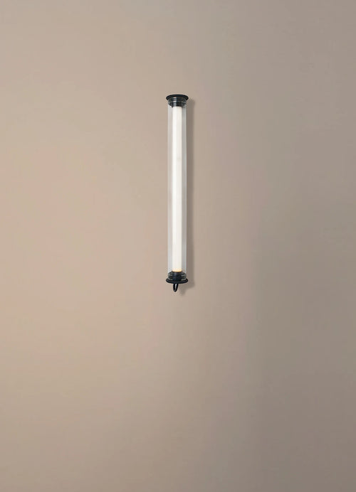 In The Tube / 360 700 Wall-DCW éditions-10