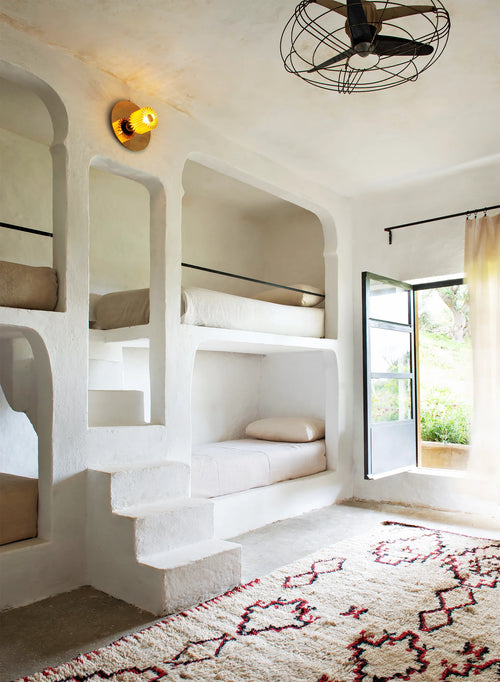 In The Sun Wall 380-DCW éditions-9