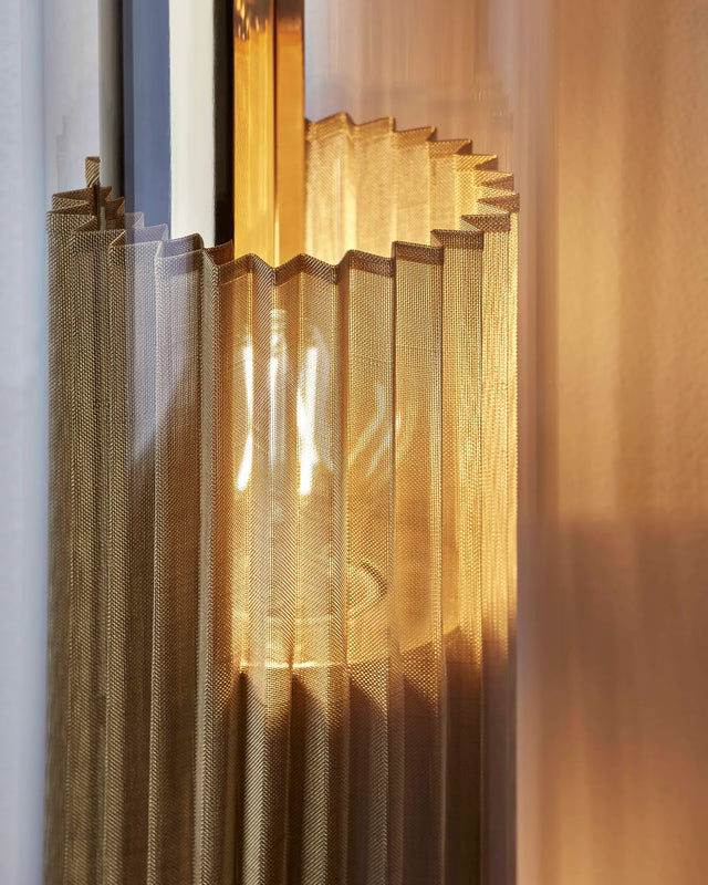 In The Tube / 100-350 Pendant Horizontal