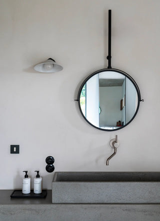 Light Me Tender Horizontal/ Wall